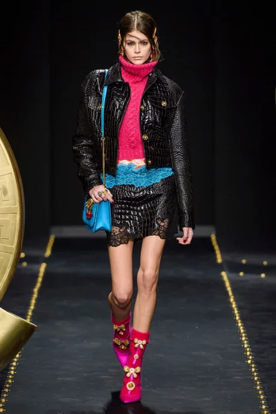 Look 47